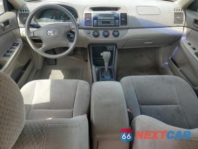 Zdjęcie 8 z 12 samochodu: 2004 TOYOTA CAMRY LE VIN:4T1BE32K64U854284 - miniatura
