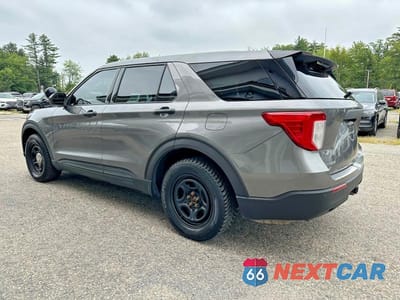 Trzecie zdjęcie samochodu z tyłu: 2020 FORD EXPLORER POLICE INTERCEPTOR VIN:1FM5K8AB0LGB24162 - miniatura