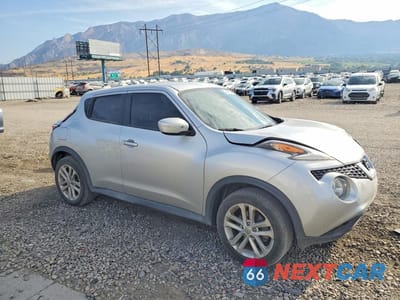 Czwarte zdjęcie samochodu z boku: 2016 NISSAN JUKE S VIN:JN8AF5MV9GT660234 - miniatura