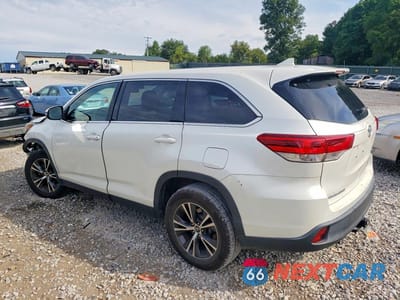 Drugie zdjęcie samochodu z przodu: 2019 TOYOTA HIGHLANDER LE PLUS VIN:5TDZZRFH3KS292497 - miniatura