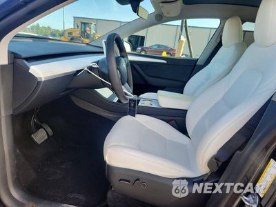 Zdjęcie 7 z 13 samochodu: 2024 TESLA MODEL Y VIN:7SAYGDED3RA327010 - miniatura
