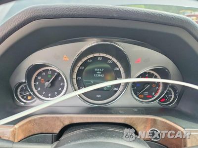 Zdjęcie 9 z 12 samochodu: 2011 MERCEDES-BENZ E 350 4MATIC VIN:WDDHF8HBXBA456564 - miniatura