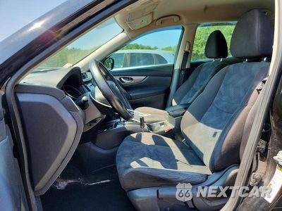 Zdjęcie 7 z 13 samochodu: 2015 NISSAN ROGUE S VIN:KNMAT2MV0FP581366 - miniatura