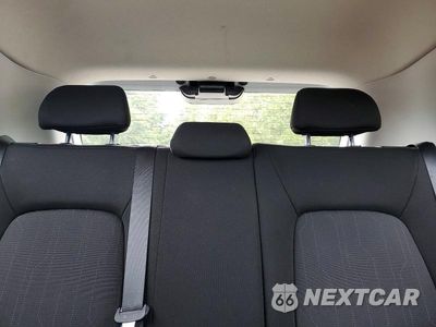 Zdjęcie 10 z 13 samochodu: 2021 HYUNDAI VENUE SE VIN:KMHRB8A34MU065940 - miniatura