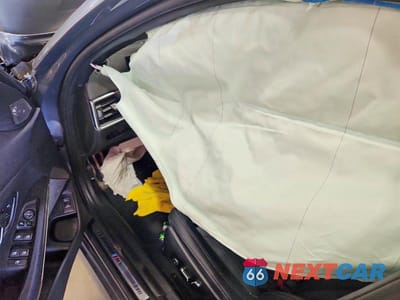 Zdjęcie 8 z 12 samochodu: 2024 BMW M340I VIN:3MW49FS07R8E80030 - miniatura