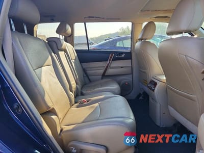 Zdjęcie 11 z 14 samochodu: 2011 TOYOTA HIGHLANDER LIMITED VIN:5TDDK3EH1BS071090 - miniatura