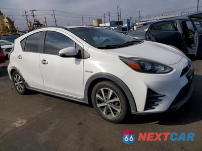 Czwarte zdjęcie samochodu z boku: 2018 TOYOTA PRIUS C TWO VIN:JTDKDTB37J1617283 - miniatura