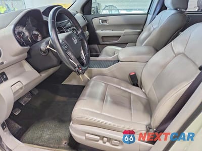 Zdjęcie 7 z 13 samochodu: 2015 HONDA PILOT TOURING VIN:5FNYF4H94FB044203 - miniatura