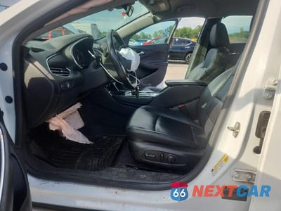 Zdjęcie 7 z 12 samochodu: 2017 CHEVROLET MALIBU HYBRID VIN:1G1ZJ5SU0HF233086 - miniatura