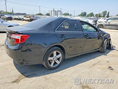 Trzecie zdjęcie samochodu z tyłu: 2013 TOYOTA CAMRY SE VIN:4T1BF1FK1DU667093 - miniatura