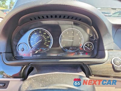 Zdjęcie 9 z 12 samochodu: 2013 BMW 535 XI VIN:WBAFU7C55DDU66517 - miniatura