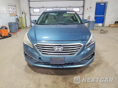 Piąte zdjęcie samochodu w środku: 2016 HYUNDAI SONATA SE VIN:5NPE24AF0GH267081 - miniatura