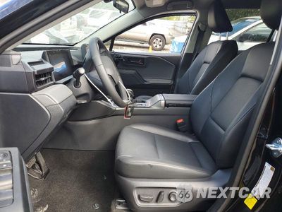 Zdjęcie 7 z 14 samochodu: 2026 TOYOTA RAV4 XLE PREMIUM VIN:JTM6CRAV6TD318783 - miniatura