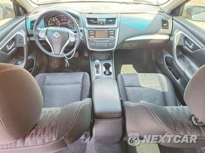 Zdjęcie 8 z 12 samochodu: 2016 NISSAN ALTIMA 2.5 S VIN:1N4AL3AP5GC225182 - miniatura