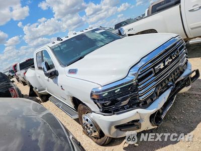 Czwarte zdjęcie samochodu z boku: 2026 RAM 3500 VIN:3C63RRML8TG304227 - miniatura