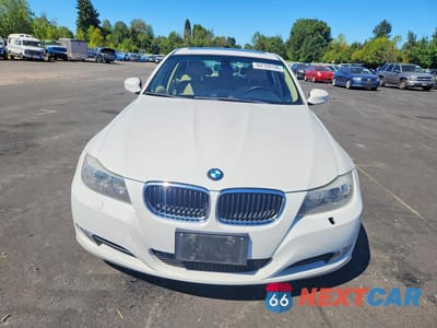 Piąte zdjęcie samochodu w środku: 2009 BMW 328 XI VIN:WBAPK73569A455965 - miniatura