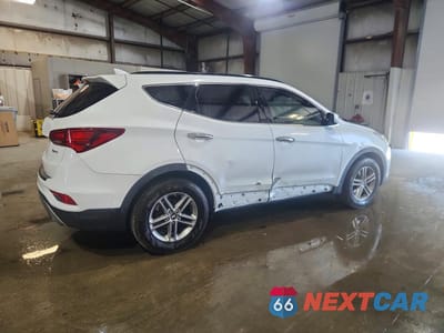 Trzecie zdjęcie samochodu z tyłu: 2017 HYUNDAI SANTA FE SPORT 2.4L VIN:5NMZU3LB6HH019514 - miniatura
