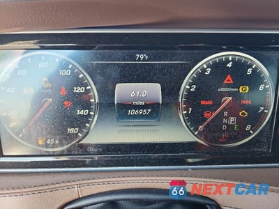Zdjęcie 9 z 12 samochodu: 2017 MERCEDES-BENZ S 550 VIN:WDDUG8CB8HA313057 - miniatura