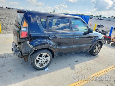 Trzecie zdjęcie samochodu z tyłu: 2010 KIA SOUL + VIN:KNDJT2A20A7180659 - miniatura