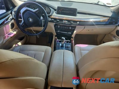 Zdjęcie 8 z 13 samochodu: 2015 BMW X5 XDRIVE35D VIN:5UXKS4C58F0N08371 - miniatura