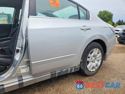 Zdjęcie 10 z 13 samochodu: 2009 NISSAN ALTIMA 2.5 VIN:1N4AL21E29C119834 - miniatura