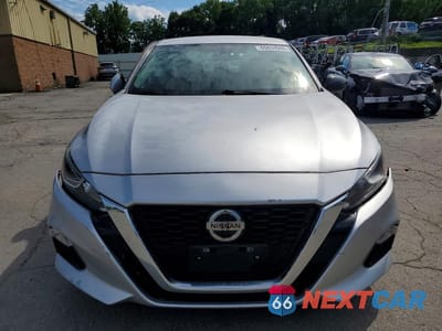 Piąte zdjęcie samochodu w środku: 2020 NISSAN ALTIMA S VIN:1N4BL4BV5LC133815 - miniatura