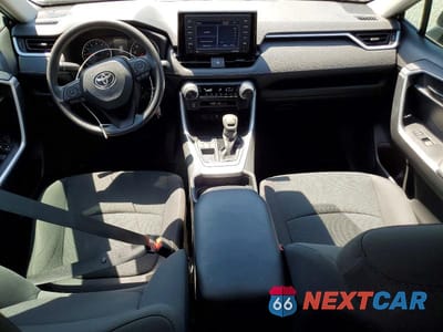 Zdjęcie 8 z 13 samochodu: 2021 TOYOTA RAV4 LE VIN:2T3H1RFV8MC145037 - miniatura