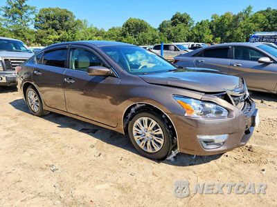 Czwarte zdjęcie samochodu z boku: 2014 NISSAN ALTIMA 2.5 S VIN:1N4AL3AP5EC171864 - miniatura