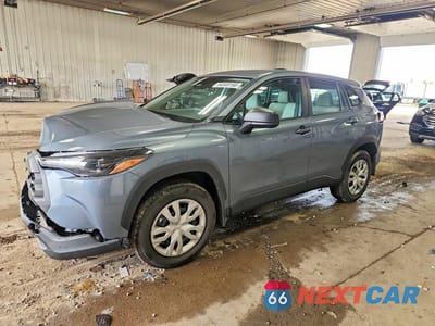2026 TOYOTA COROLLA CROSS L 7MUAAABGXTV176823 - główne zdjęcie licytacji z USA - miniatura