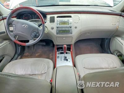 Zdjęcie 8 z 14 samochodu: 2008 HYUNDAI AZERA LIMITED VIN:KMHFC46F18A310132 - miniatura