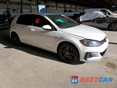 Czwarte zdjęcie samochodu z boku: 2018 VOLKSWAGEN GTI S/SE VIN:3VW447AU7JM293150 - miniatura