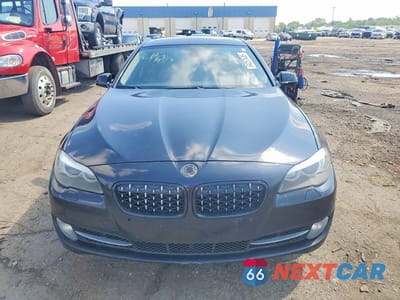 Piąte zdjęcie samochodu w środku: 2011 BMW 535 XI VIN:WBAFU7C59BC878183 - miniatura