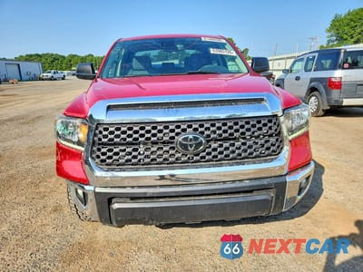 Piąte zdjęcie samochodu w środku: 2020 TOYOTA TUNDRA CREWMAX SR5 VIN:5TFEY5F14LX262093 - miniatura
