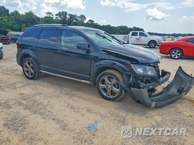 Czwarte zdjęcie samochodu z boku: 2017 DODGE JOURNEY CROSSROAD VIN:3C4PDCGG9HT571749 - miniatura