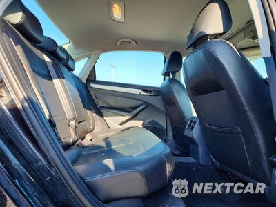 Zdjęcie 10 z 12 samochodu: 2013 VOLKSWAGEN PASSAT SE VIN:1VWBP7A37DC112947 - miniatura