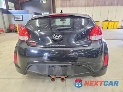 Zdjęcie 6 z 12 samochodu: 2013 HYUNDAI VELOSTER BASE VIN:KMHTC6AD9DU162339 - miniatura