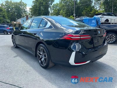 Drugie zdjęcie samochodu z przodu: 2027 BMW 530 XI VIN:WBA53FJ00VCY10553 - miniatura
