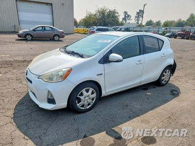 2012 TOYOTA PRIUS C THREE JTDKDTB33C1019050 - główne zdjęcie licytacji z USA - miniatura