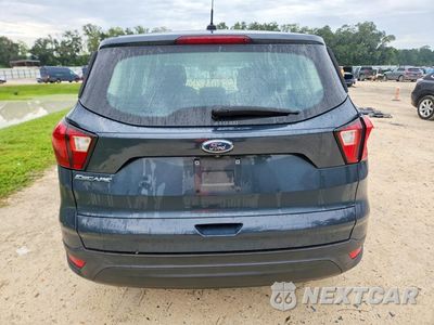 Zdjęcie 6 z 14 samochodu: 2019 FORD ESCAPE S VIN:1FMCU0F75KUB95929 - miniatura