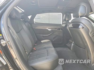 Zdjęcie 10 z 13 samochodu: 2019 AUDI A8 L VIN:WAU8DAF83KN005240 - miniatura