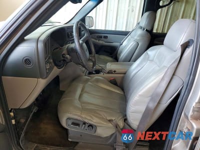 Zdjęcie 7 z 14 samochodu: 2001 CHEVROLET TAHOE C1500 VIN:1GNEC13T41J139026 - miniatura