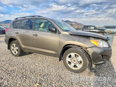 Czwarte zdjęcie samochodu z boku: 2010 TOYOTA RAV4 BASE VIN:JTMBF4DV3AD027210 - miniatura