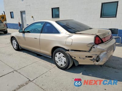 Drugie zdjęcie samochodu z przodu: 2002 HONDA ACCORD LX VIN:1HGCG22422A026876 - miniatura