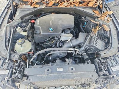 Zdjęcie 11 z 12 samochodu: 2015 BMW 528 XI VIN:WBA5A7C51FD620874 - miniatura