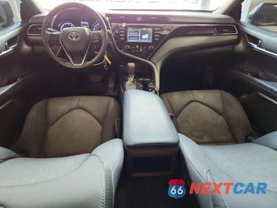Zdjęcie 8 z 13 samochodu: 2019 TOYOTA CAMRY LE VIN:4T1B11HK0KU757487 - miniatura