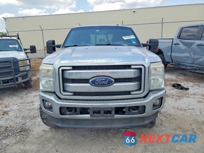 Piąte zdjęcie samochodu w środku: 2015 FORD F350 SUPER DUTY VIN:1FT8W3BTXFEC51503 - miniatura
