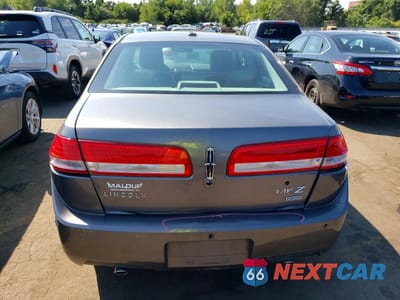 Zdjęcie 6 z 12 samochodu: 2010 LINCOLN MKZ VIN:3LNHL2JCXAR620558 - miniatura