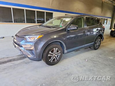 2018 TOYOTA RAV4 LE JTMBFREV7JJ745839 - główne zdjęcie licytacji z USA - miniatura