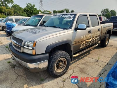 2004 CHEVROLET SILVERADO K2500 HEAVY DUTY 1GCHK232X4F191158 - główne zdjęcie licytacji z USA - miniatura