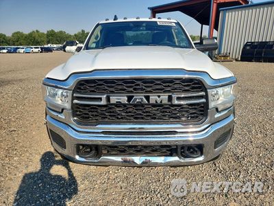 Piąte zdjęcie samochodu w środku: 2020 RAM 5500 VIN:3C7WRNFL0LG130037 - miniatura